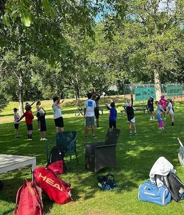 Erster Trainingstag beim Tenniscamp