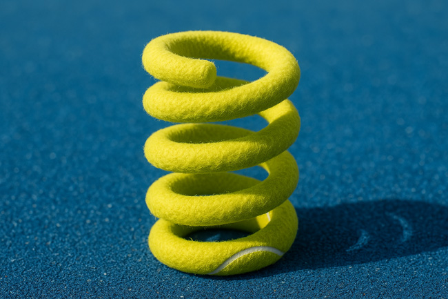 Professioneller Tennissaiten-Besaiter