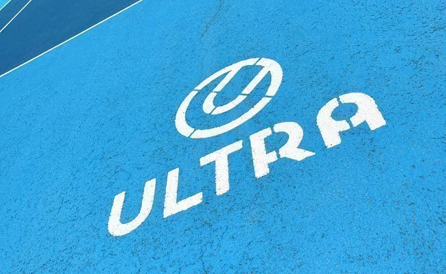 Tennisspielen in Frankreich