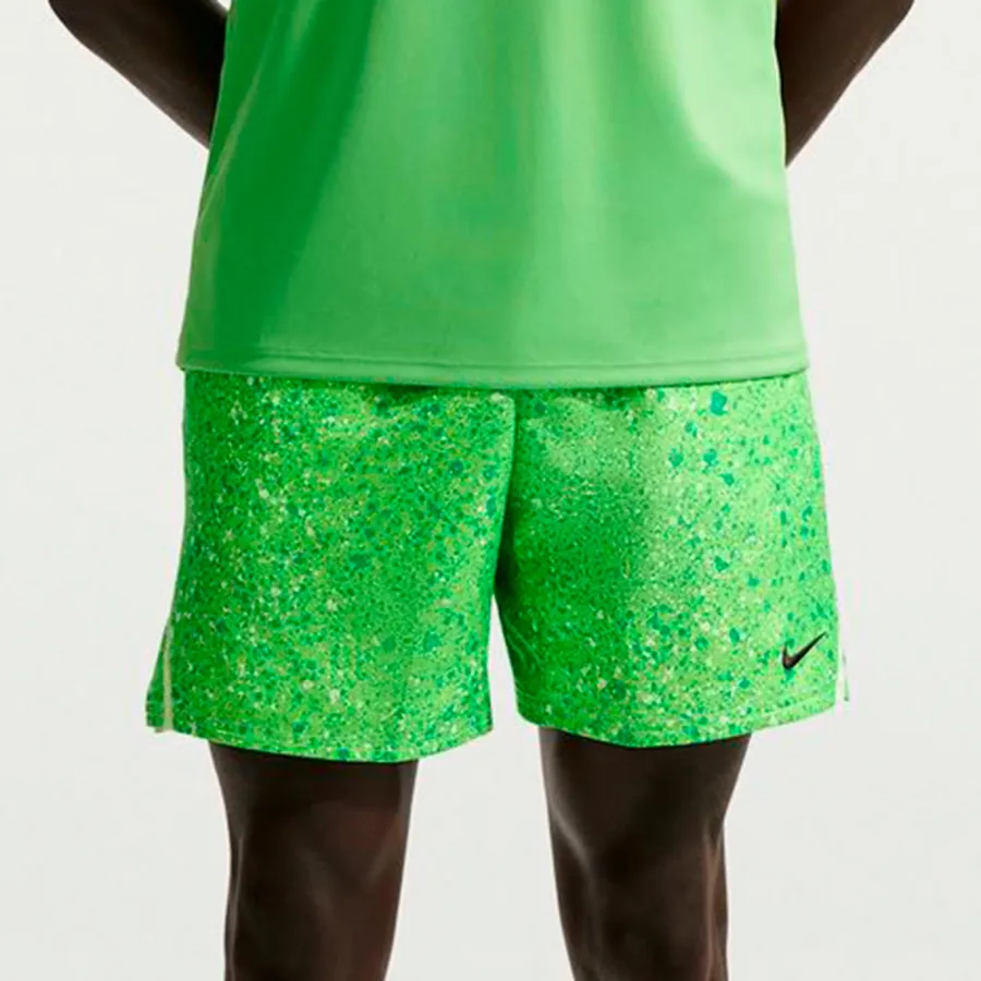 Nike Court Dri-Fit Victory 7in Shorts Herren-grün