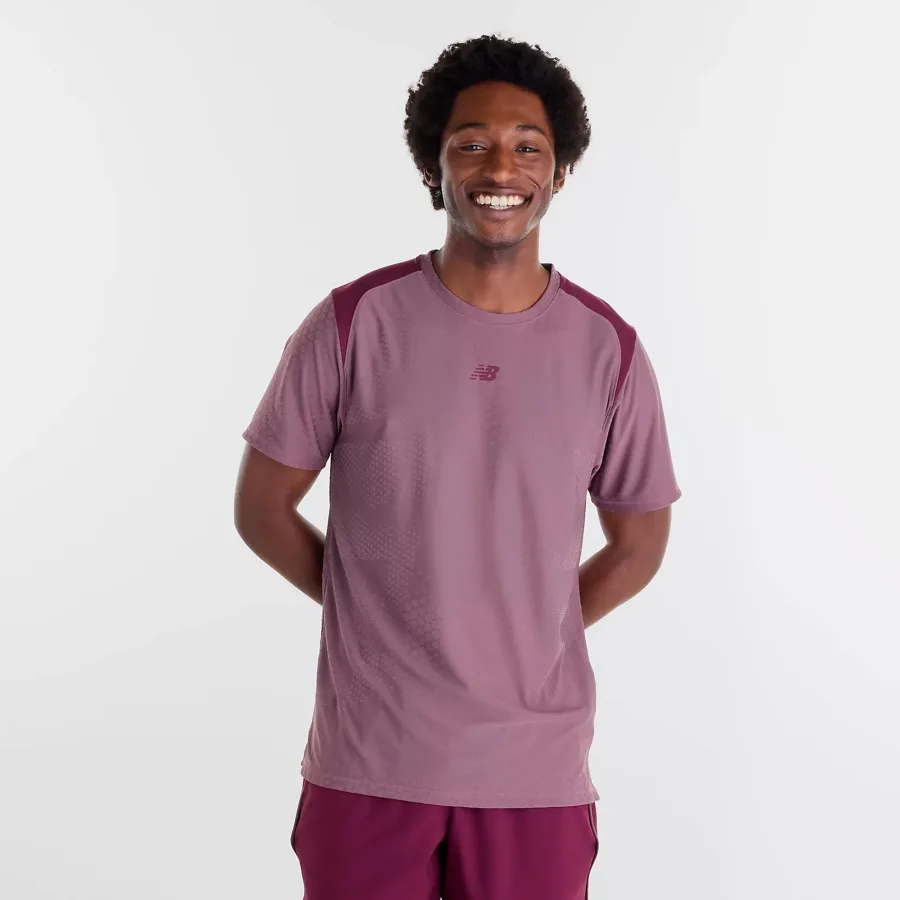New Balance Tournament T-Shirt Herren - weinrot